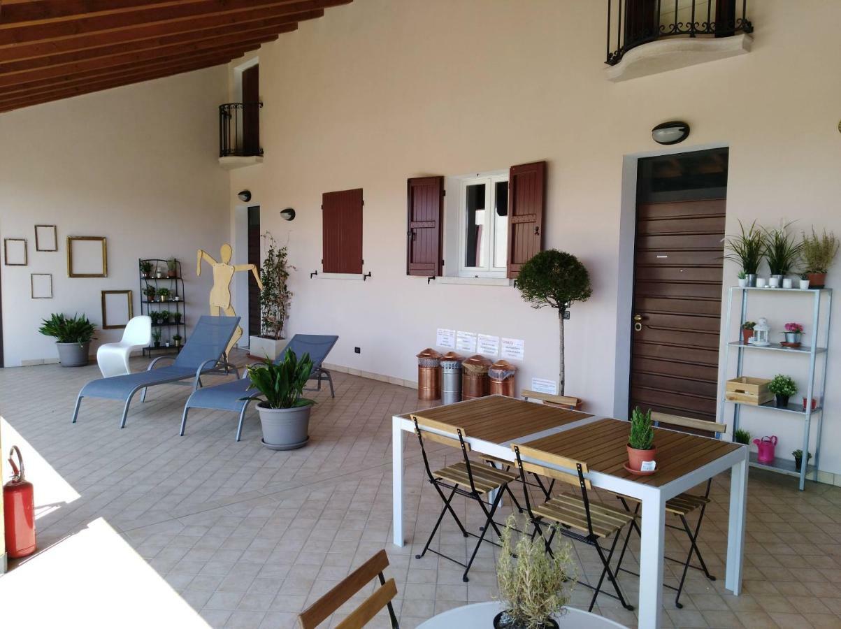 Designcontrodesign Villa Desenzano del Garda Exteriör bild