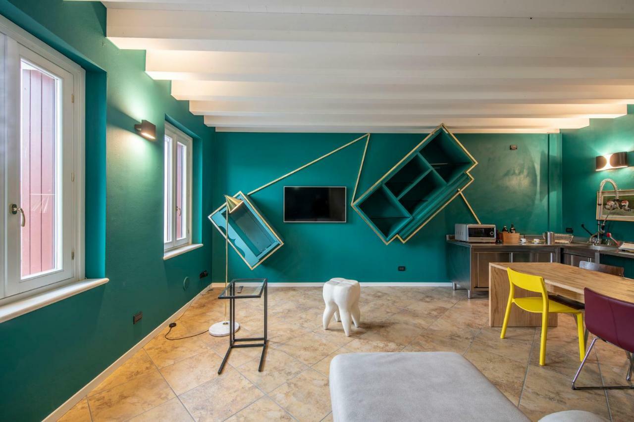 Designcontrodesign Villa Desenzano del Garda Exteriör bild